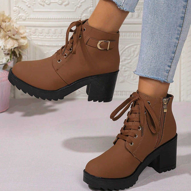Botines con cordones y tacón ancho (modelo 2)