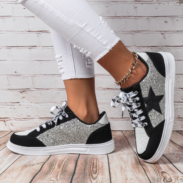 Zapatillas con plataforma y estrellas de purpurina
