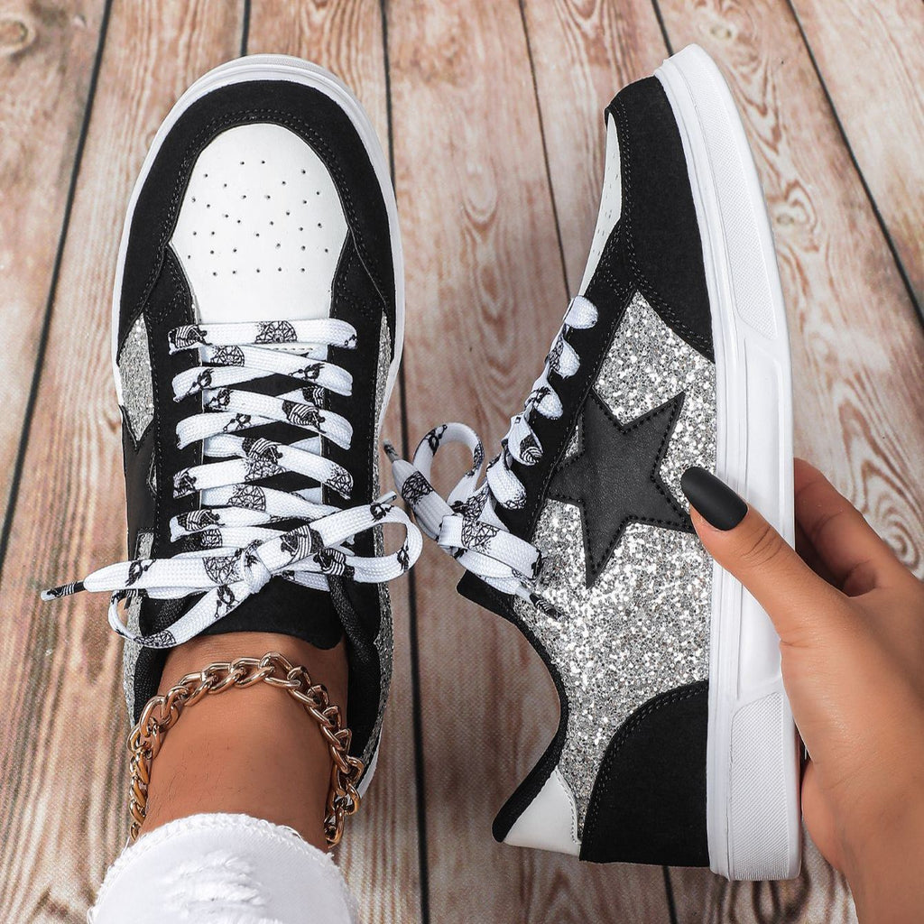Zapatillas con plataforma y estrellas de purpurina