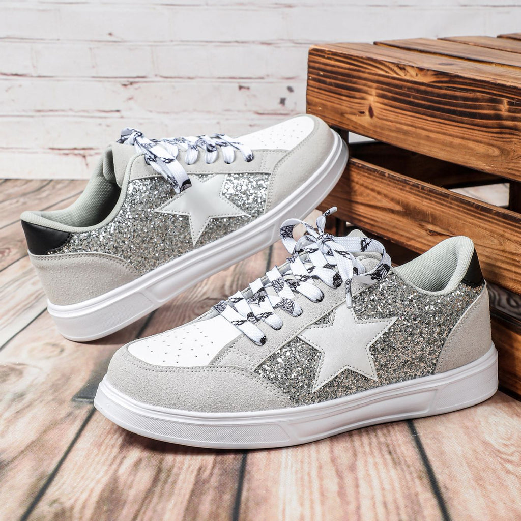 Zapatillas con plataforma y estrellas de purpurina
