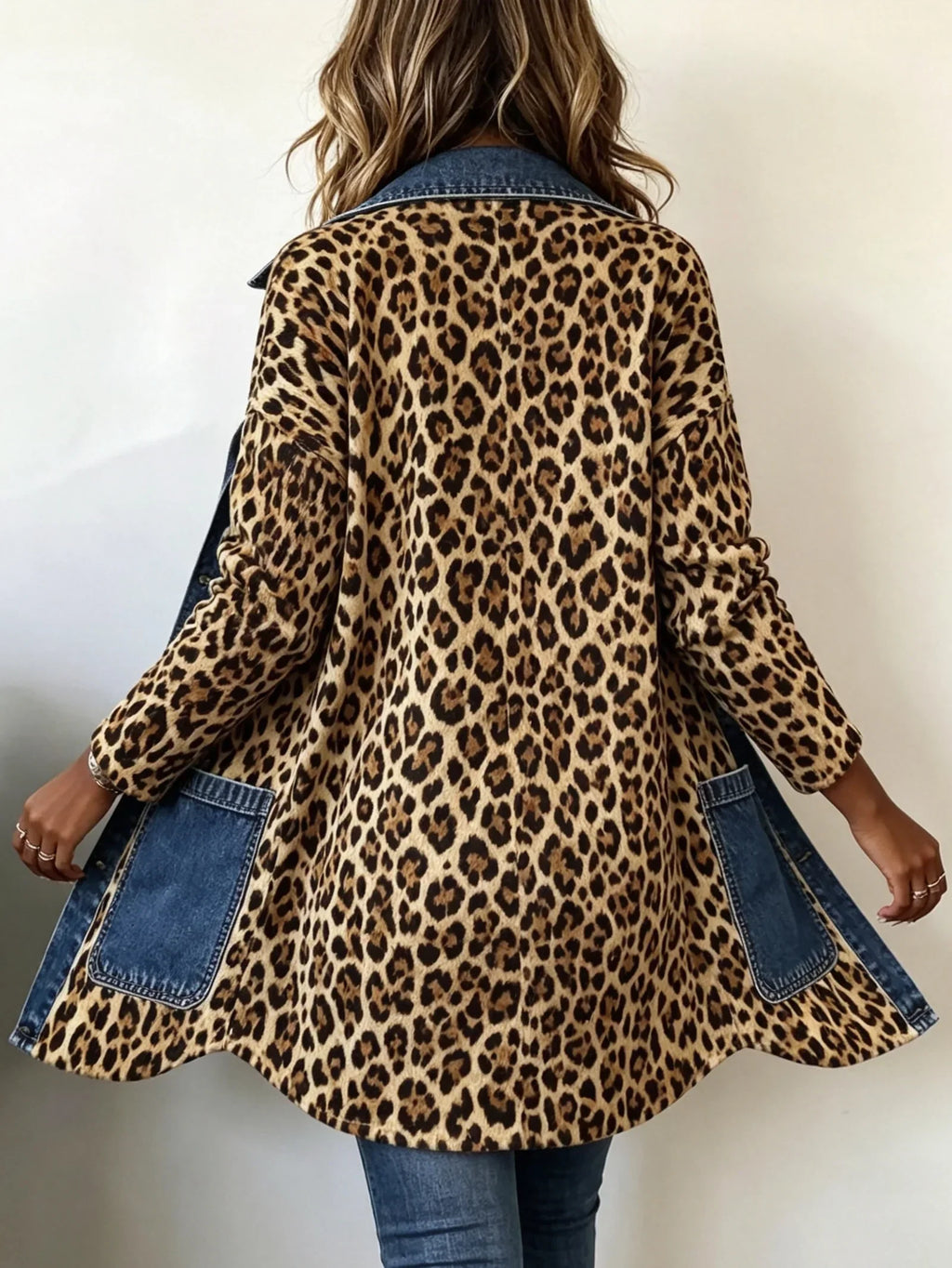 Chaqueta larga de leopardo con vaquero Nieves